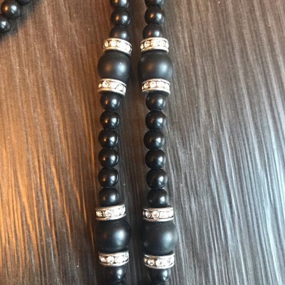 2 Lia Sophia long necklaces - Picture 3 of 5